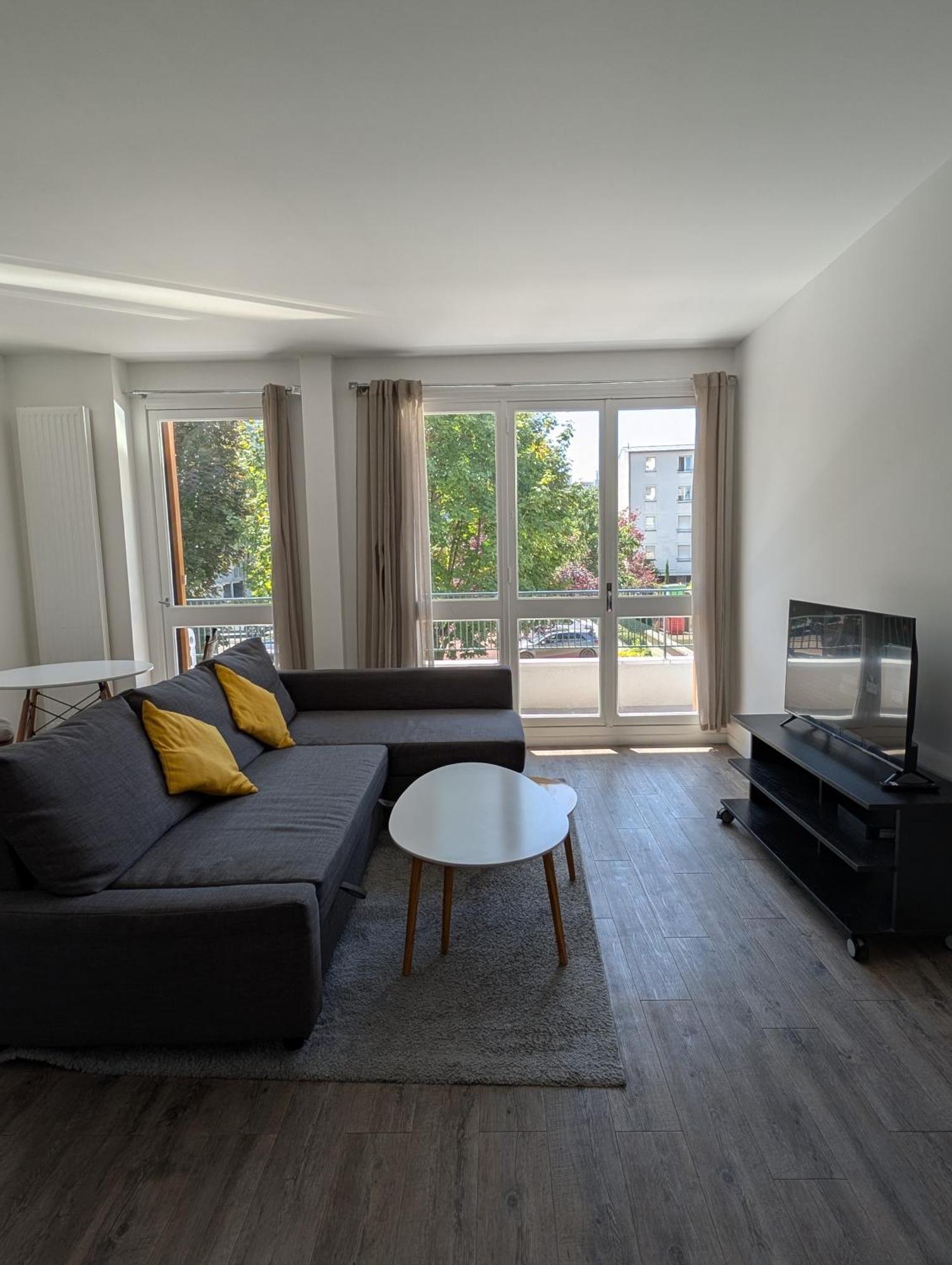Apartment Evasion La Defense - Balcon & Wi-fi, A 10 Min De Paris Courbevoie